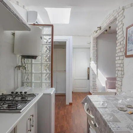 Apartman Loft Rossetti *